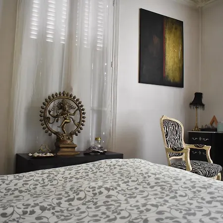 Apartment 3 Storey Flat With Private Terrace Paris
