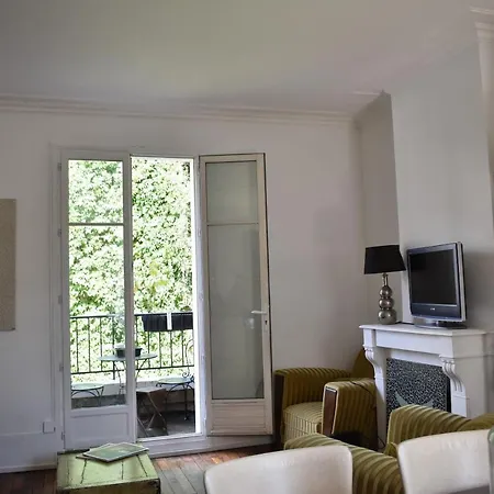 3 Storey Flat With Private Terrace Apartment Paris